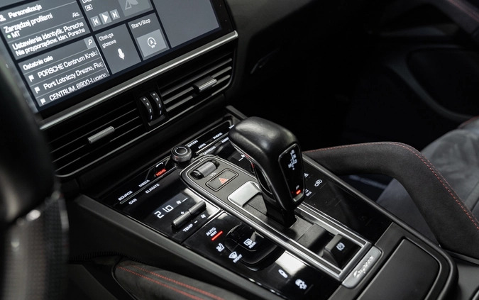 Porsche Cayenne cena 454900 przebieg: 75600, rok produkcji 2020 z Kraków małe 781